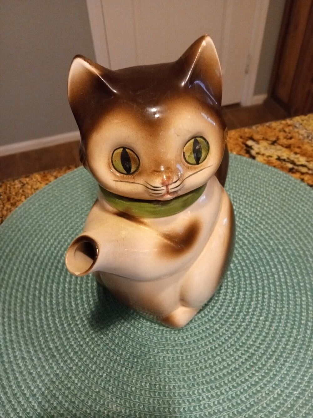 Vintage CMI 8.5" Porcelain Kitty Cat Teapot w/ Green Collar Made in Japan 1972